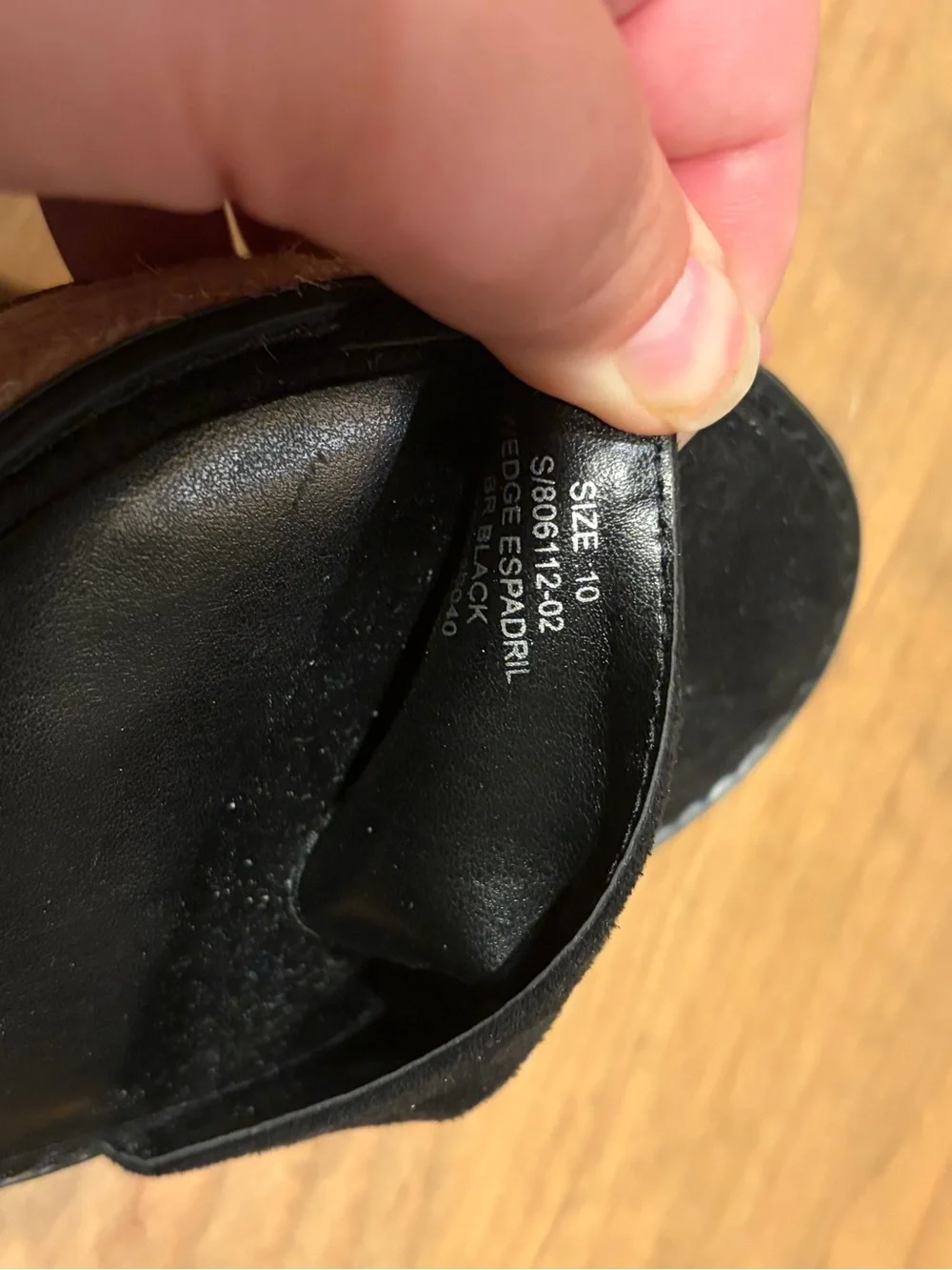 NWT $90 Banana Republic Black Espadrille Wedge Sandals Size 10